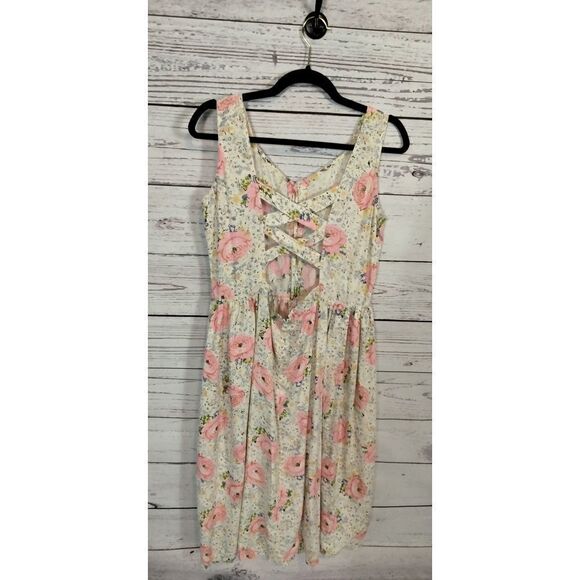 "Dancing" woman's summer dress. - Picture 3 of 7